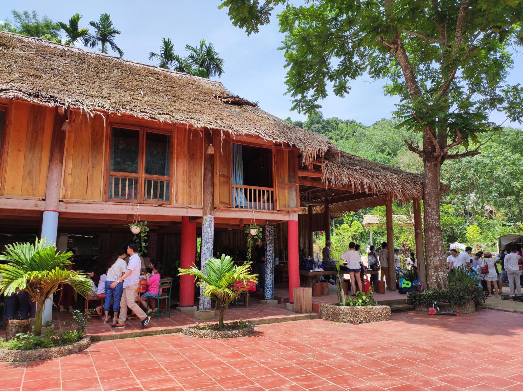 Lepont Mu Waterfall Bungalow Hoa Binh ภายนอก รูปภาพ